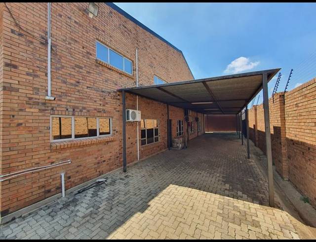 INDUSTRIAL FOR SALE IN CLAYVILLE INDUSTRIA